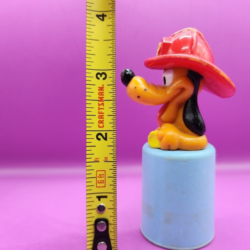 Vintage 80s Disney Pluto Fireman Shape Sorter Replacement 3.5" - Picture 5 of 6